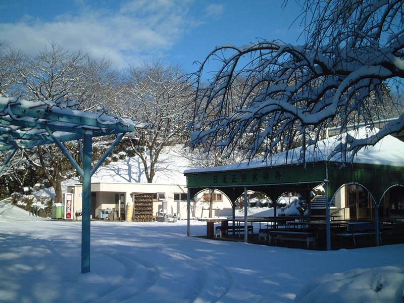 高尾墓園の雪景色