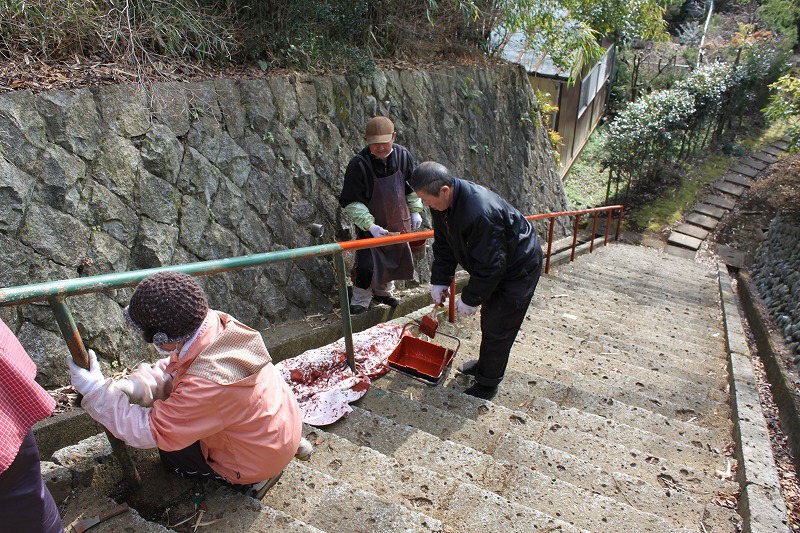 手すりのペンキ塗り変え